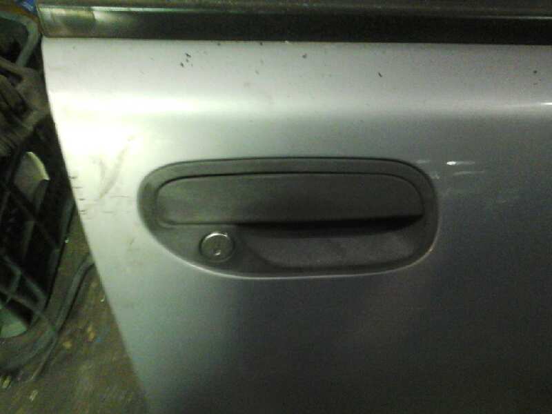 PUERTA DELANTERA DERECHA