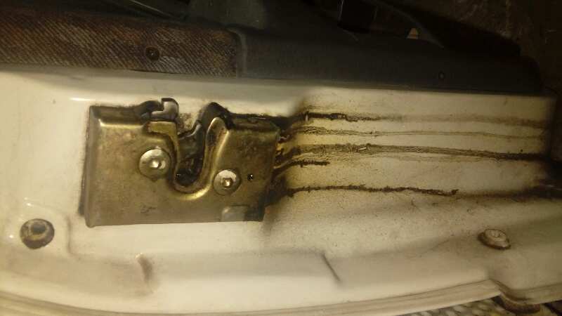 CERRADURA PUERTA DELANTERA IZQUIERDA 