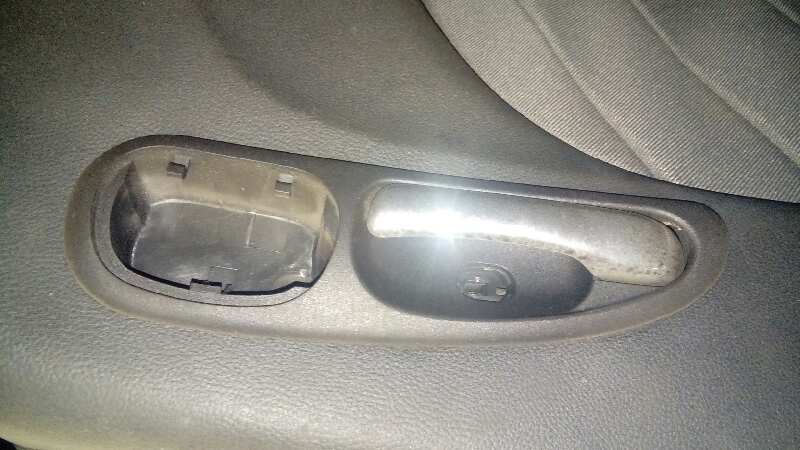 MANETA INTERIOR TRASERA IZQUIERDA