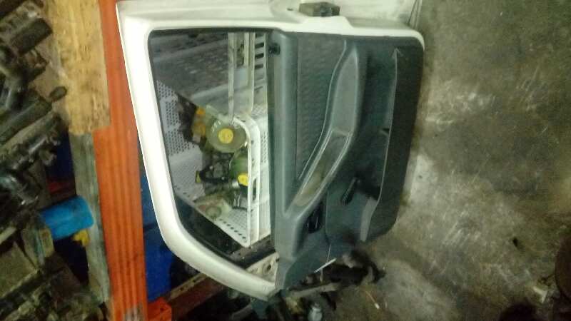 PUERTA DELANTERA DERECHA