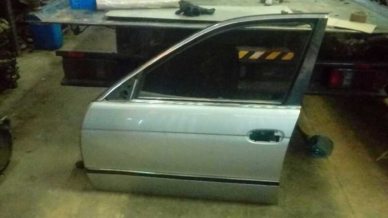 PUERTA DELANTERA IZQUIERDA