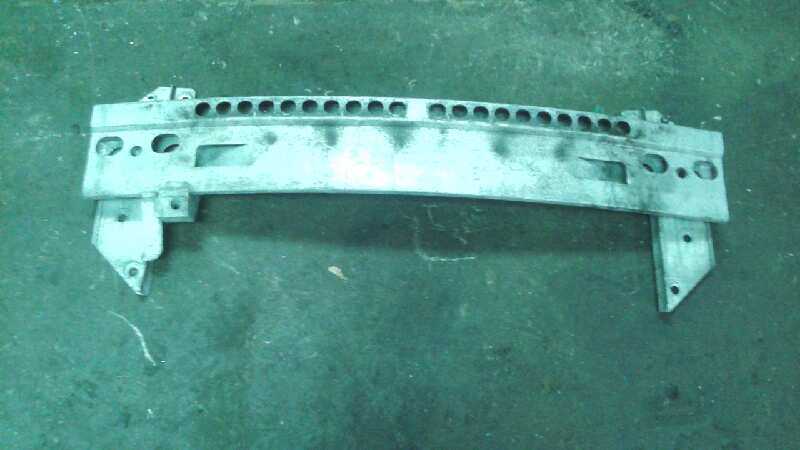 REFUERZO PARAGOLPES DELANTERO