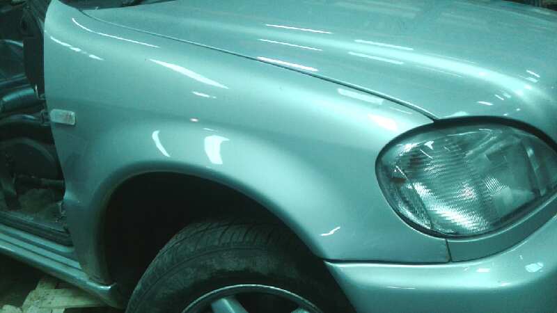 ALETA DELANTERA DERECHA