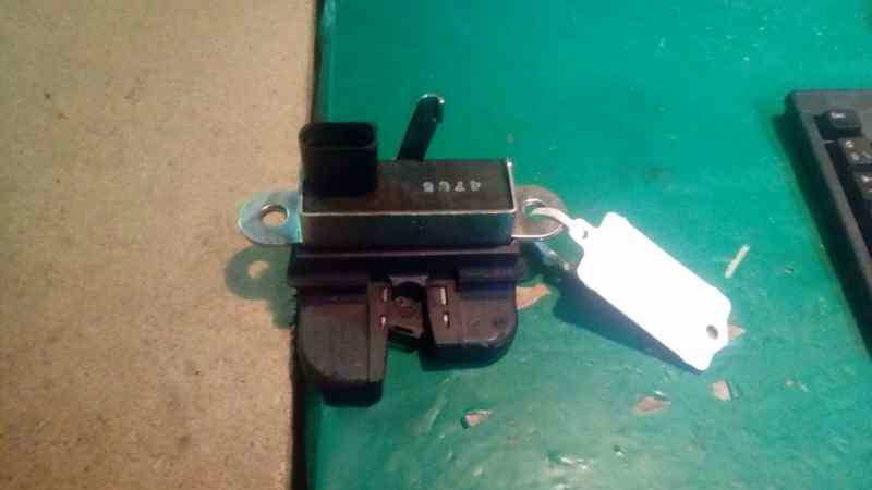 CERRADURA MALETERO - PORTON