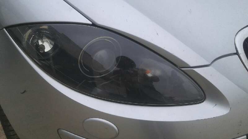 FARO ANTINIEBLA IZQUIERDO