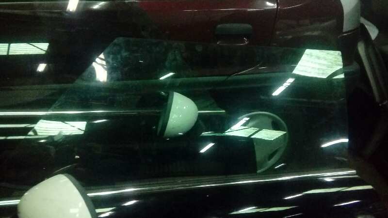 LUNA DELANTERA IZQUIERDA