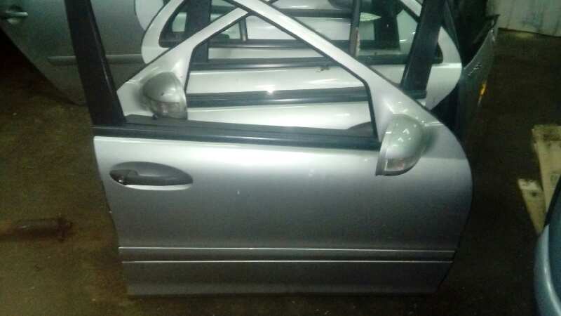 PUERTA DELANTERA DERECHA