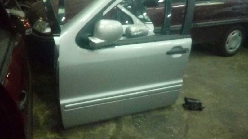 PUERTA DELANTERA IZQUIERDA