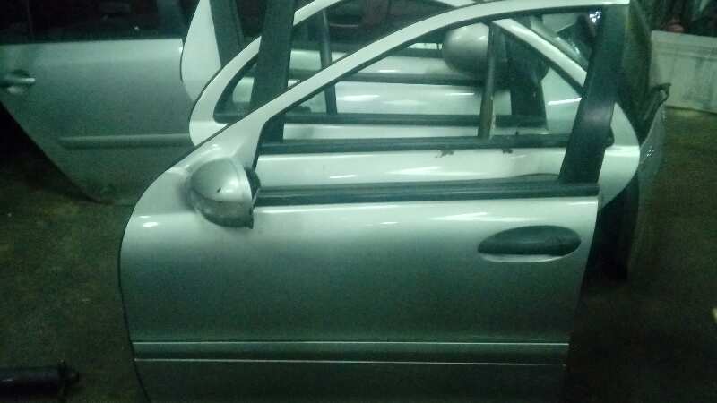 PUERTA DELANTERA IZQUIERDA