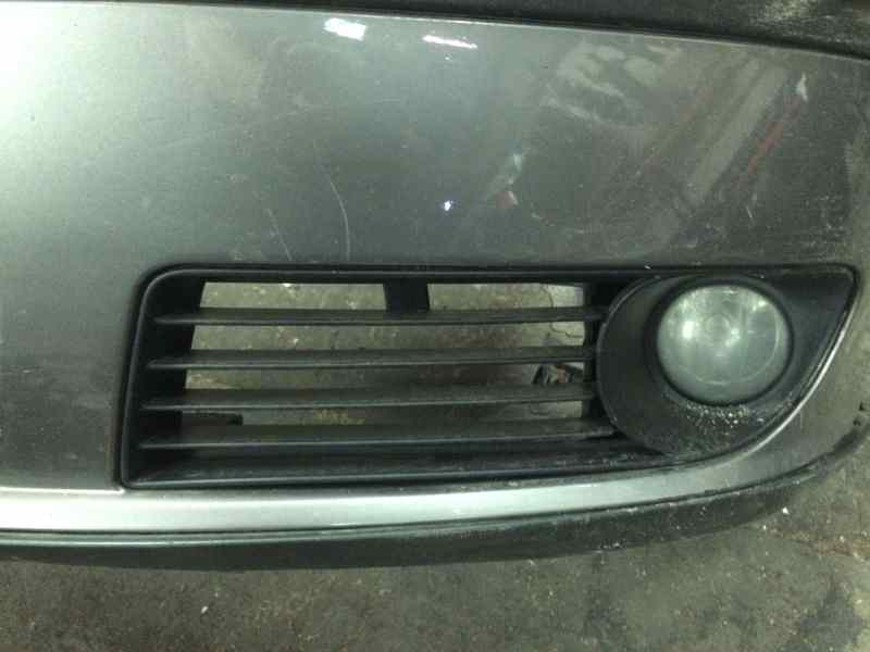 FARO ANTINIEBLA IZQUIERDO