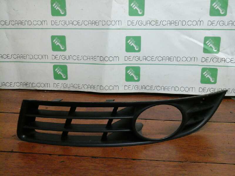 REJILLA PARAGOLPES IZQUIERDA