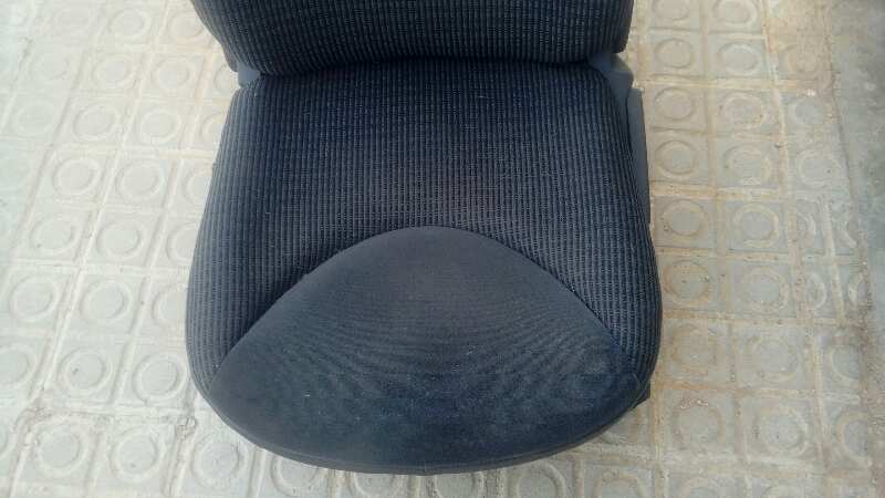 ASIENTO DELANTERO IZQUIERDO
