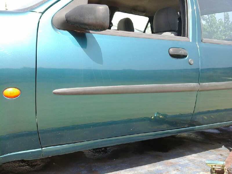 PUERTA DELANTERA IZQUIERDA