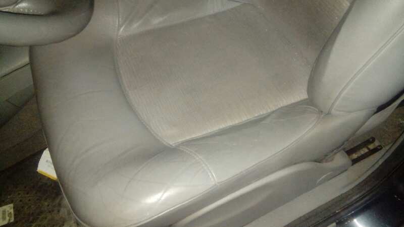 ASIENTO DELANTERO IZQUIERDO
