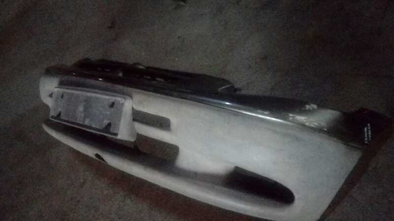 PARAGOLPES DELANTERO