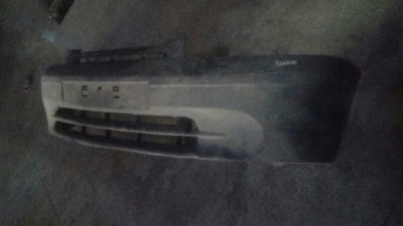 PARAGOLPES DELANTERO