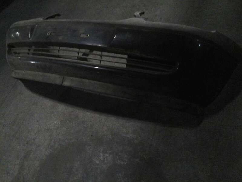 PARAGOLPES DELANTERO