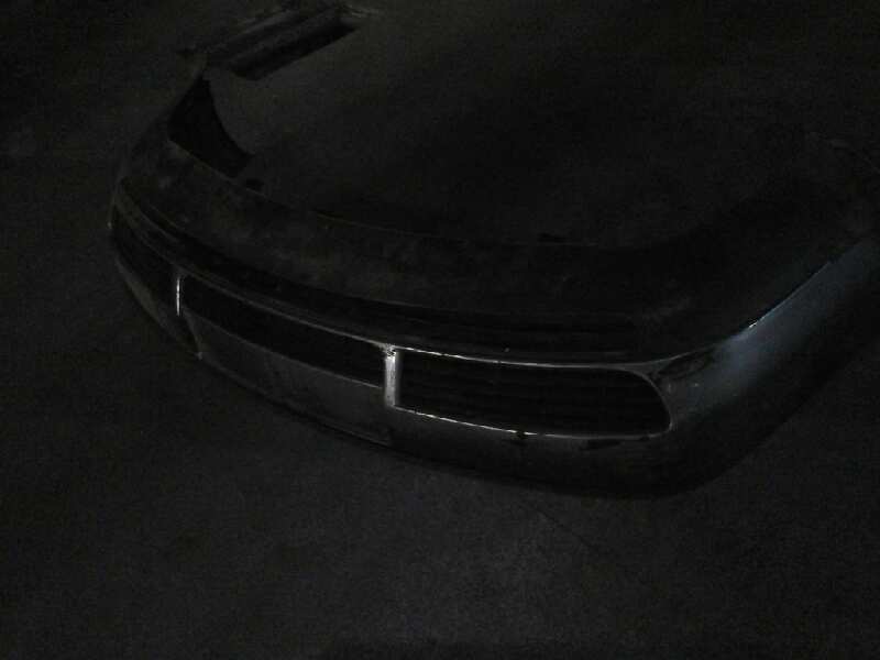 PARAGOLPES DELANTERO