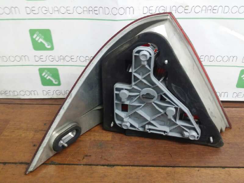 PILOTO TRASERO DERECHO