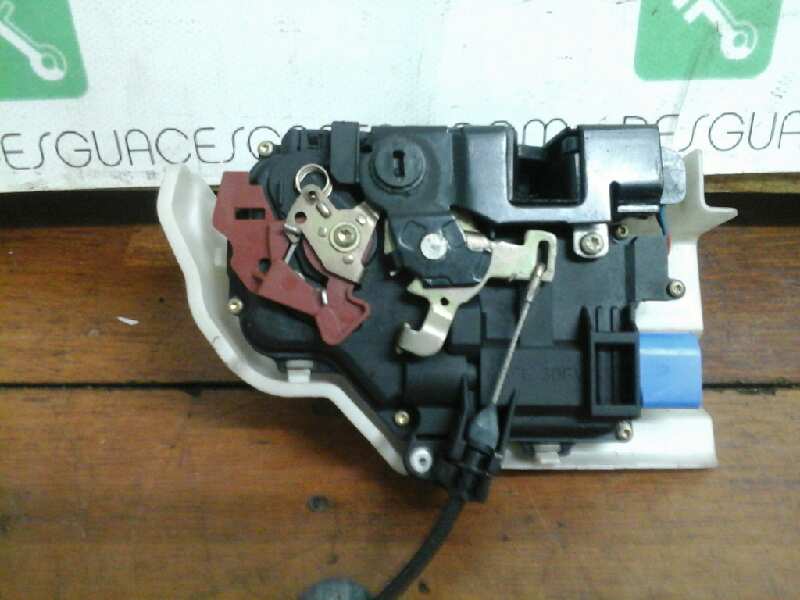 CERRADURA PUERTA TRASERA DERECHA 