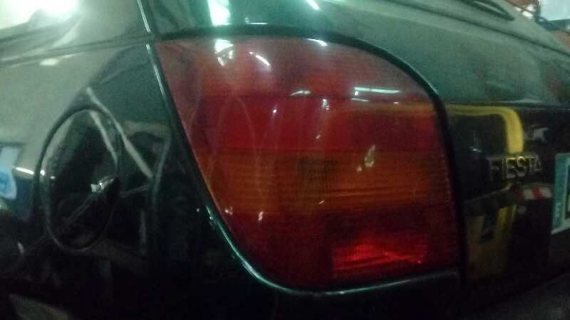 PILOTO TRASERO DERECHO