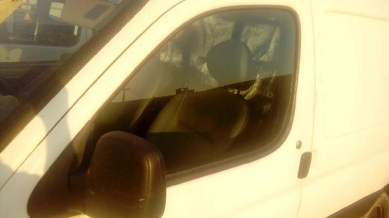 LUNA DELANTERA IZQUIERDA