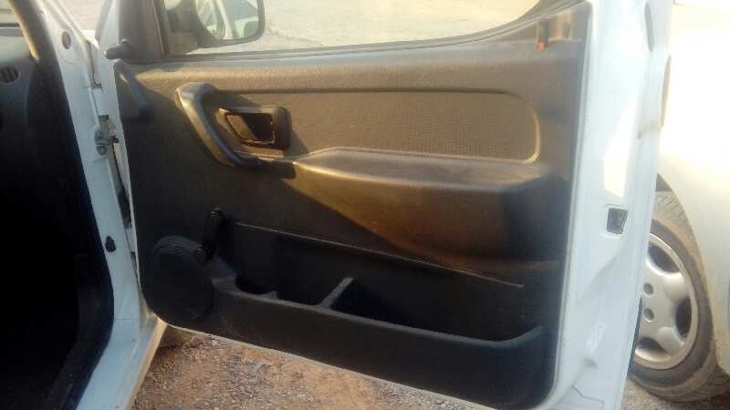 ELEVALUNAS DELANTERO DERECHO