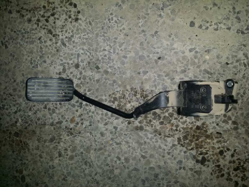 PEDAL ACELERADOR