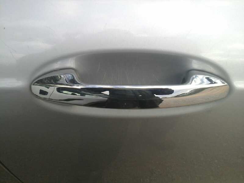 MANETA EXTERIOR DELANTERA DERECHA