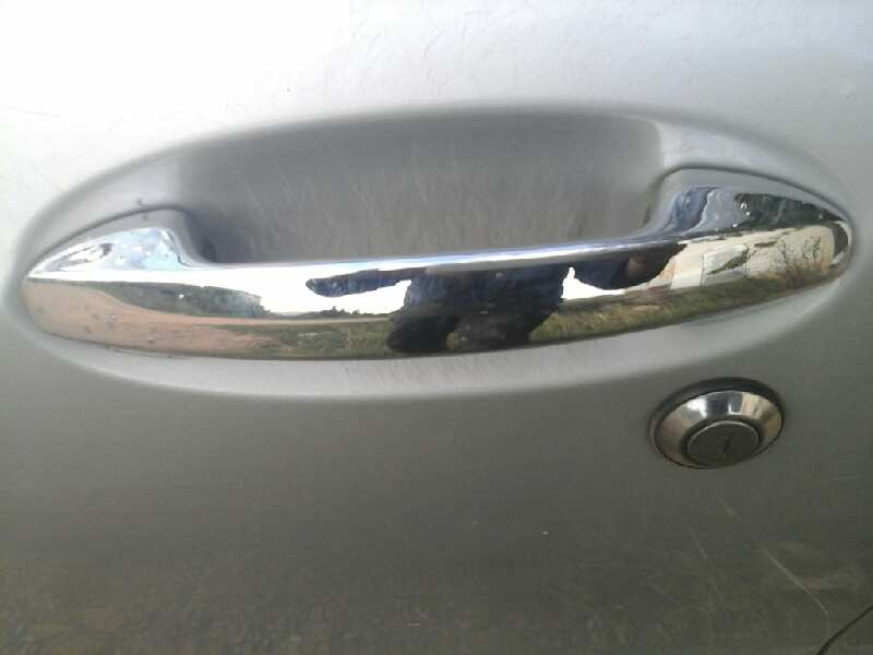 MANETA EXTERIOR DELANTERA IZQUIERDA