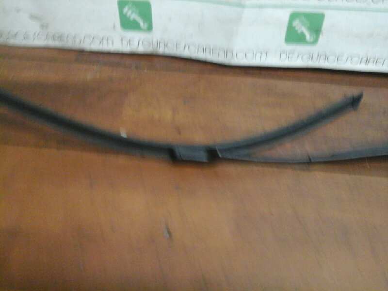 BRAZO LIMPIA DELANTERO IZQUIERDO