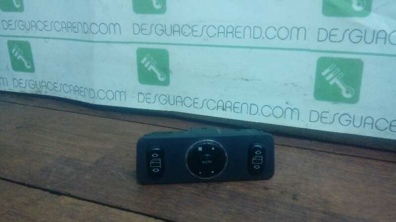 MANDO ELEVALUNAS TRASERO IZQUIERDO