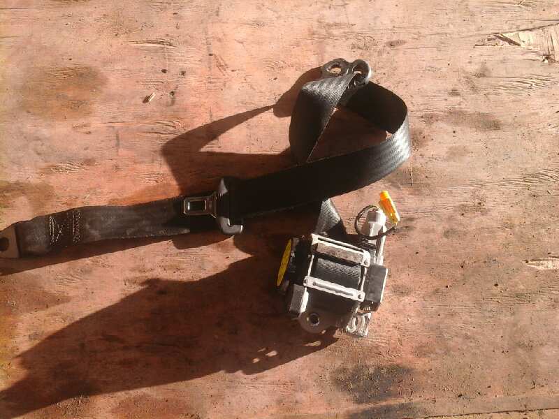 CINTURON SEGURIDAD DELANTERO DERECHO