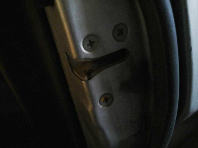 CERRADURA PUERTA DELANTERA DERECHA