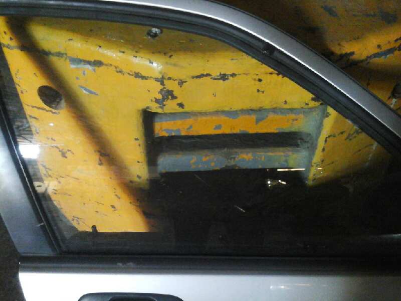 LUNA DELANTERA DERECHA