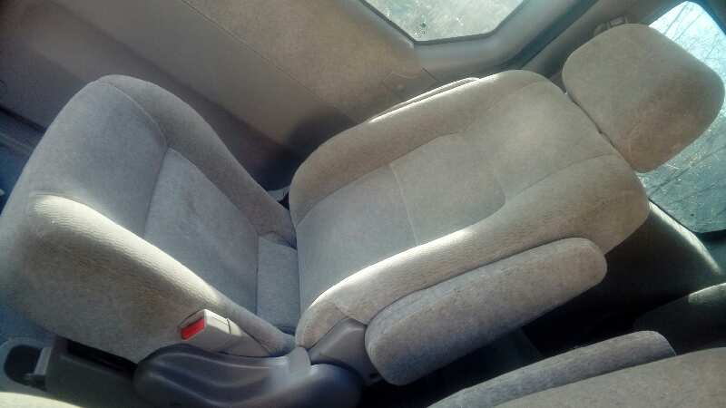ASIENTO TRASERO MEDIO
