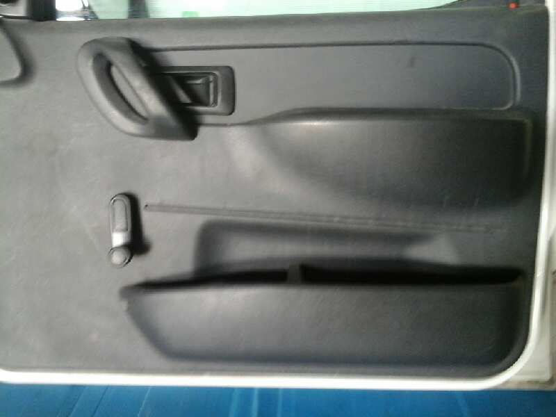 ELEVALUNAS DELANTERO DERECHO