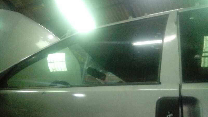 LUNA DELANTERA IZQUIERDA