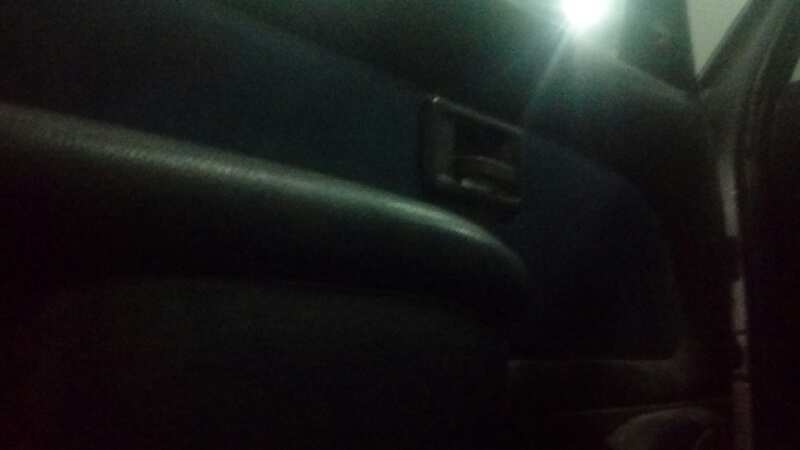 MANETA INTERIOR DELANTERA IZQUIERDA