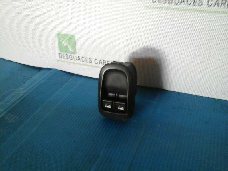 MANDO ELEVALUNAS DELANTERO IZQUIERDO 