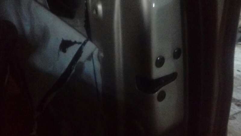 CERRADURA PUERTA DELANTERA DERECHA