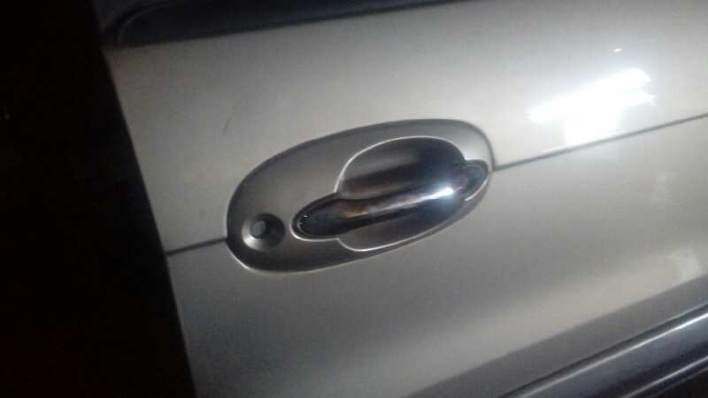 MANETA EXTERIOR DELANTERA DERECHA