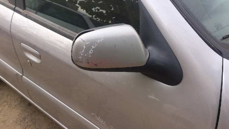 CARCASA RETROVISOR DERECHO