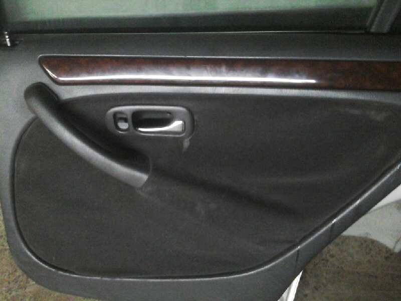 ELEVALUNAS TRASERO DERECHO