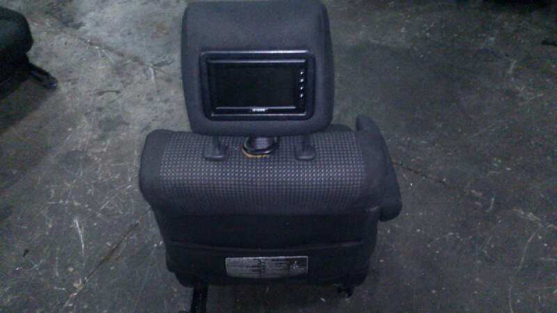 ASIENTO DELANTERO IZQUIERDO