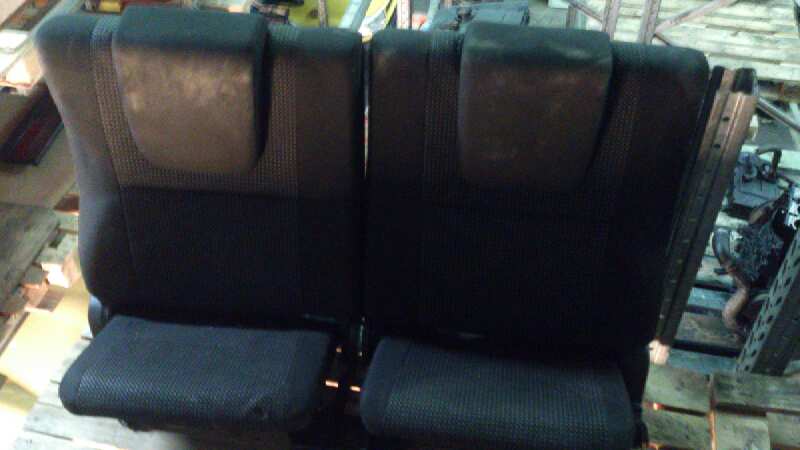 ASIENTOS TERCERA FILA