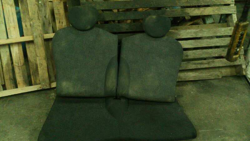 ASIENTO TRASERO MEDIO