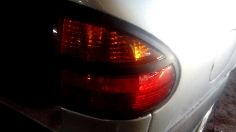 PILOTO TRASERO DERECHO