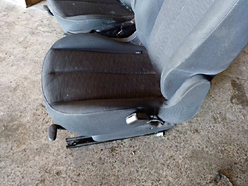 ASIENTO DELANTERO DERECHO