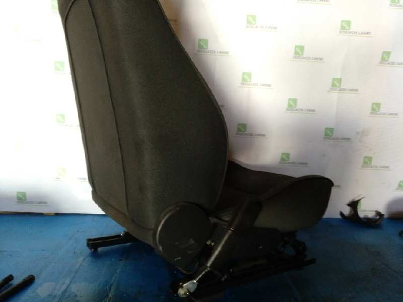 ASIENTO DELANTERO IZQUIERDO